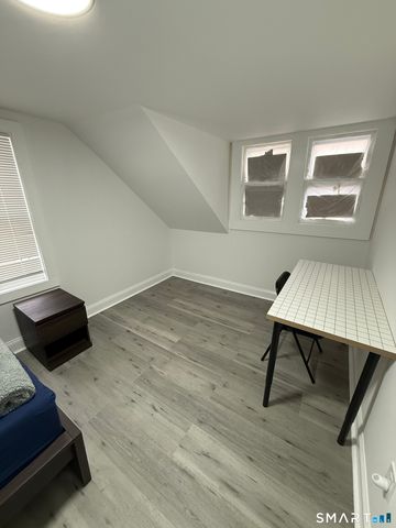 5 Winthrop Street, Torrington, CT 06790