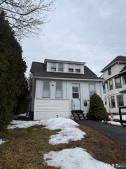 5 Winthrop Street, Torrington, CT 06790