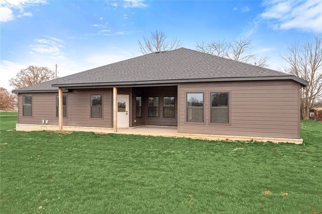 1145 John Renfroe Road, Pea Ridge, AR 72751