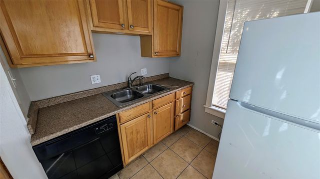 2409 Ridgewood Street, Houston, TX 77006