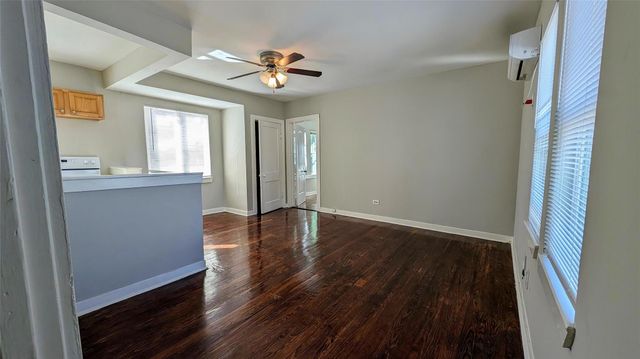 2409 Ridgewood Street, Houston, TX 77006