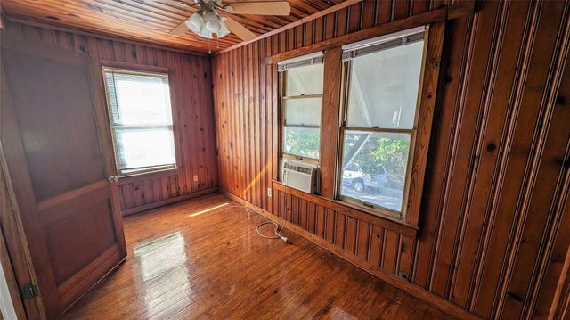 2409 Ridgewood Street, Houston, TX 77006