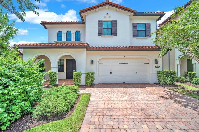 1052 SW 113th Way 1052, Pembroke Pines, FL 33025