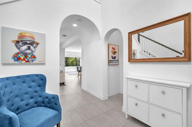 1052 SW 113th Way 1052, Pembroke Pines, FL 33025