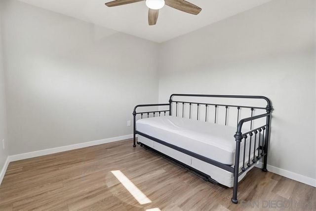 5516 Caminito Roberto, San Diego, CA 92111