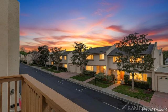 5516 Caminito Roberto, San Diego, CA 92111