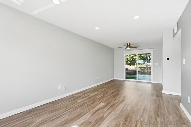 5516 Caminito Roberto, San Diego, CA 92111