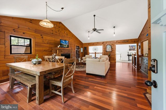 3967 HIDDEN VALLEY LN, Linden, VA 22642