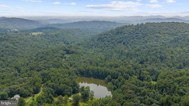 3967 HIDDEN VALLEY LN, Linden, VA 22642