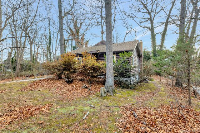 62 Birch Hill Road, Mount Sinai, NY 11766