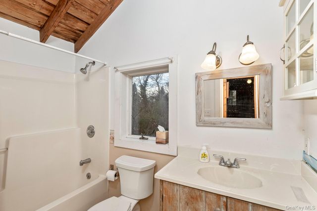 62 Birch Hill Road, Mount Sinai, NY 11766