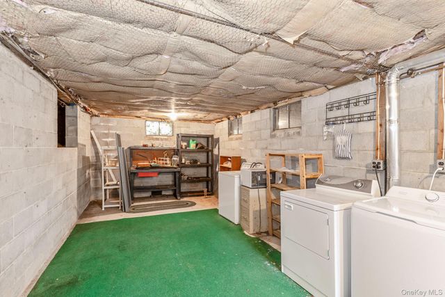 62 Birch Hill Road, Mount Sinai, NY 11766