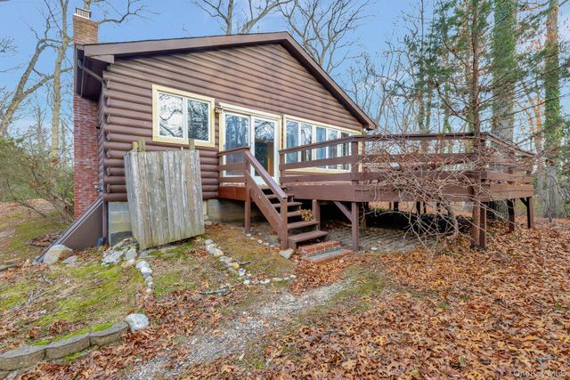 62 Birch Hill Road, Mount Sinai, NY 11766