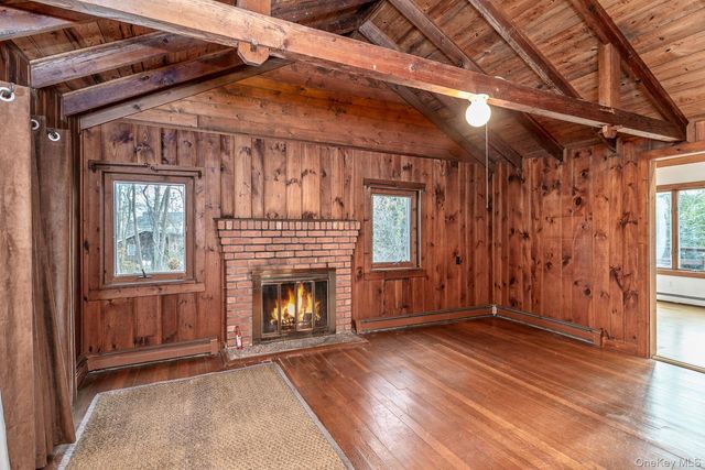 62 Birch Hill Road, Mount Sinai, NY 11766