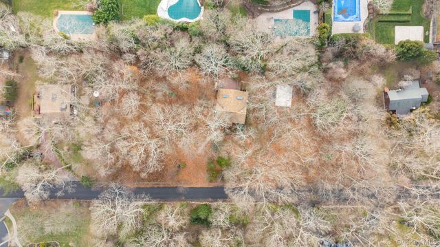 62 Birch Hill Road, Mount Sinai, NY 11766