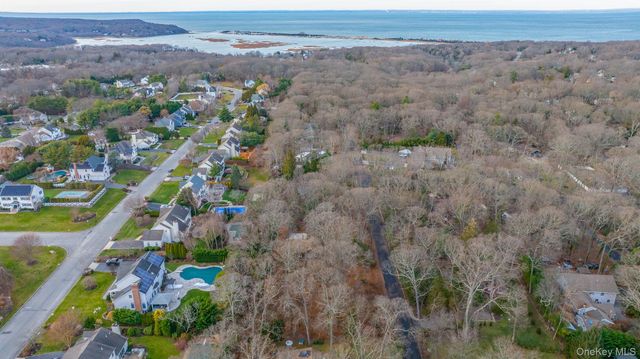 62 Birch Hill Road, Mount Sinai, NY 11766