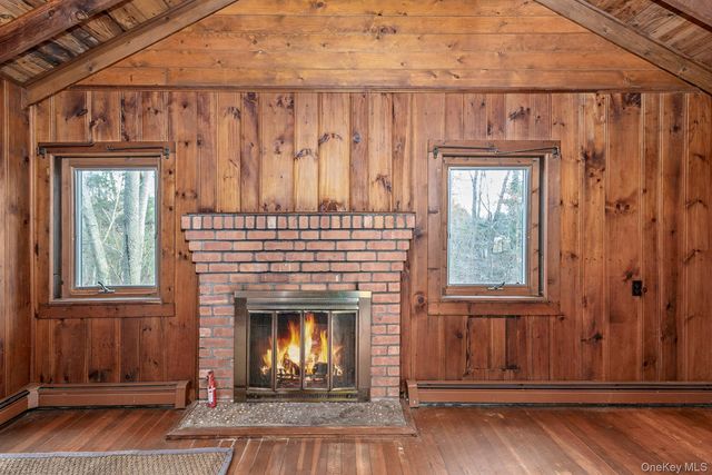 62 Birch Hill Road, Mount Sinai, NY 11766