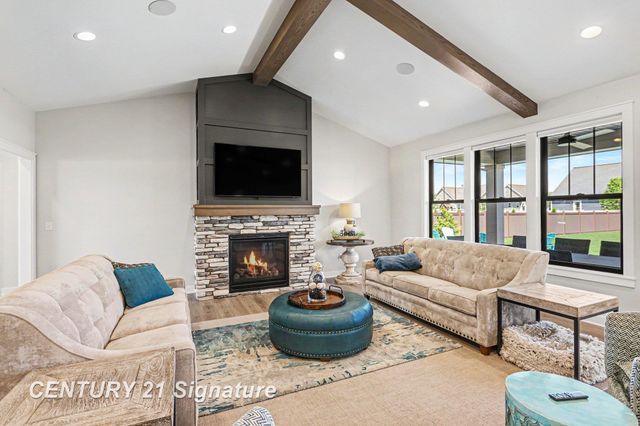 8836 Copper Court, Freeland, MI 48623