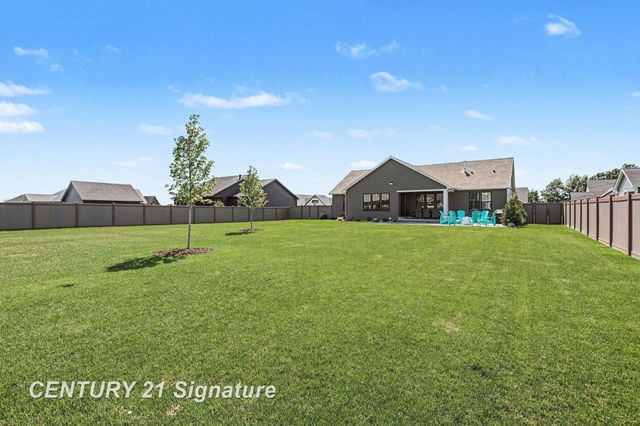 8836 Copper Court, Freeland, MI 48623
