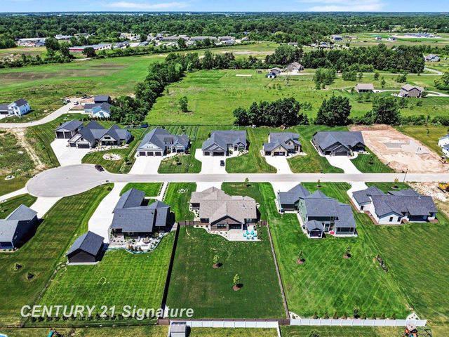 8836 Copper Court, Freeland, MI 48623
