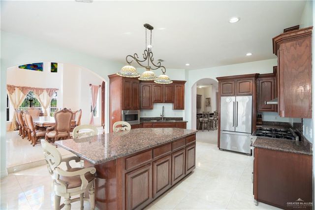 508 N El Paisano Road, Rio Grande City, TX 78582