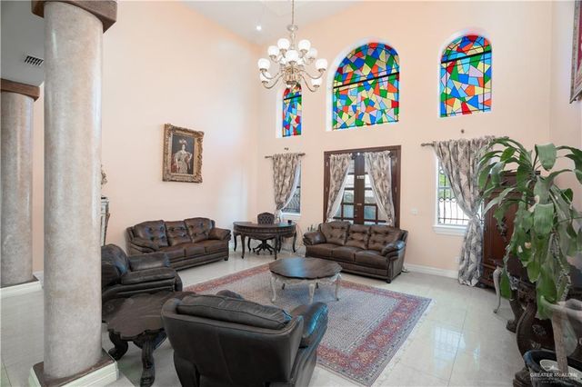 508 N El Paisano Road, Rio Grande City, TX 78582