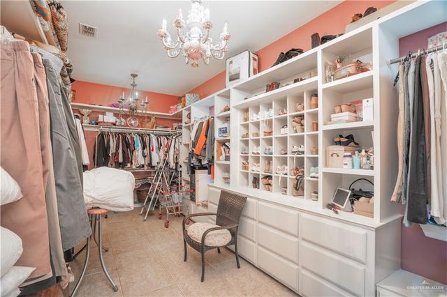 508 N El Paisano Road, Rio Grande City, TX 78582