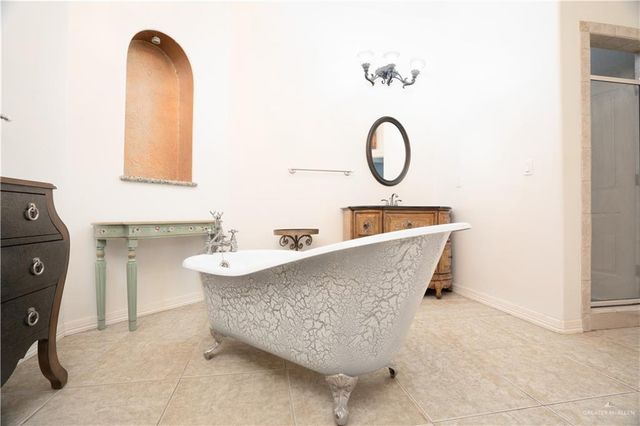 508 N El Paisano Road, Rio Grande City, TX 78582