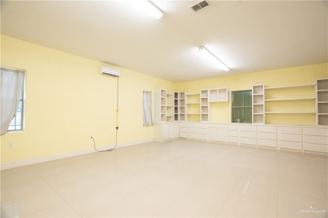 508 N El Paisano Road, Rio Grande City, TX 78582