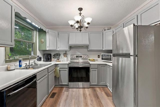 25 Fawn Ridge Drive SW, Cartersville, GA 30120