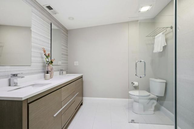 78 Poinsettia Avenue, San Mateo, CA 94403