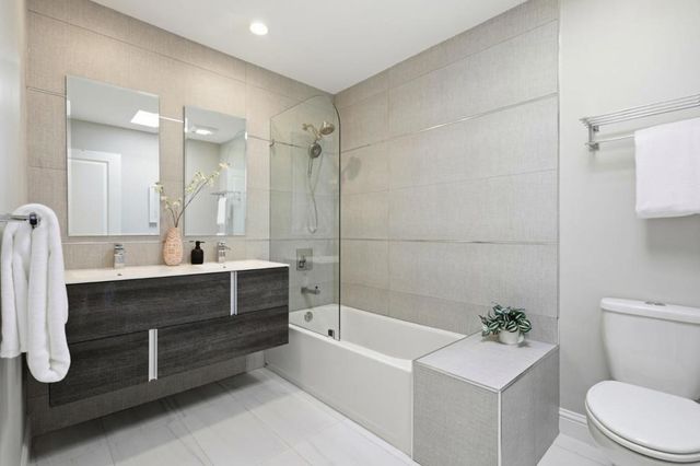 78 Poinsettia Avenue, San Mateo, CA 94403