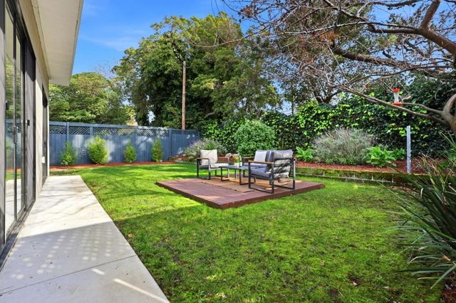 78 Poinsettia Avenue, San Mateo, CA 94403