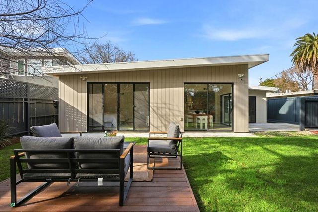 78 Poinsettia Avenue, San Mateo, CA 94403