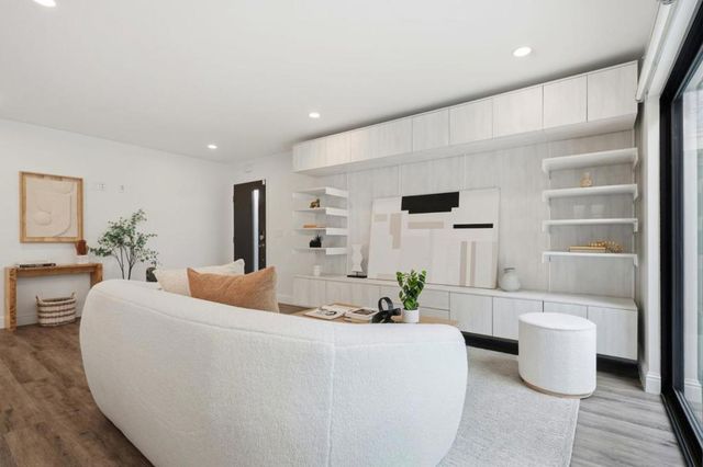 78 Poinsettia Avenue, San Mateo, CA 94403