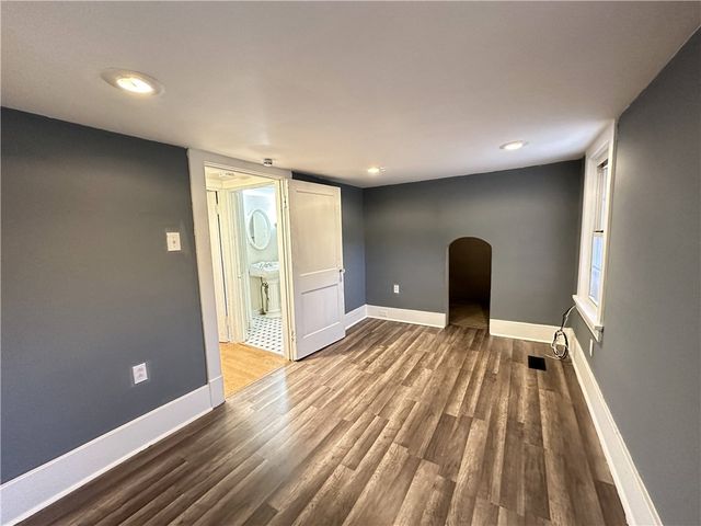 10043 Calvin St, Penn Hills, PA 15235