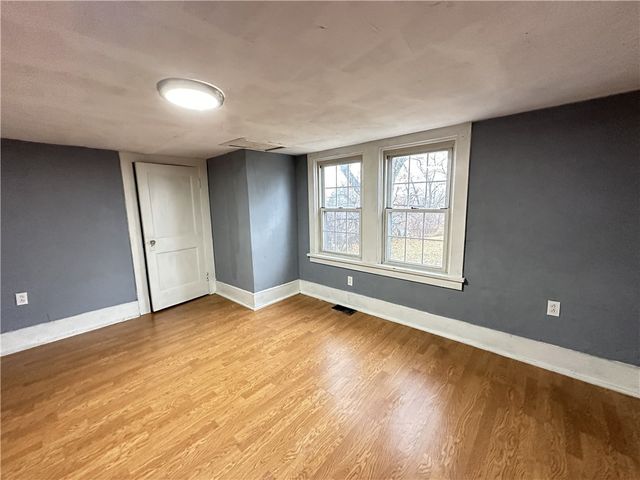 10043 Calvin St, Penn Hills, PA 15235
