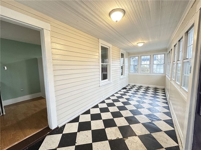 10043 Calvin St, Penn Hills, PA 15235