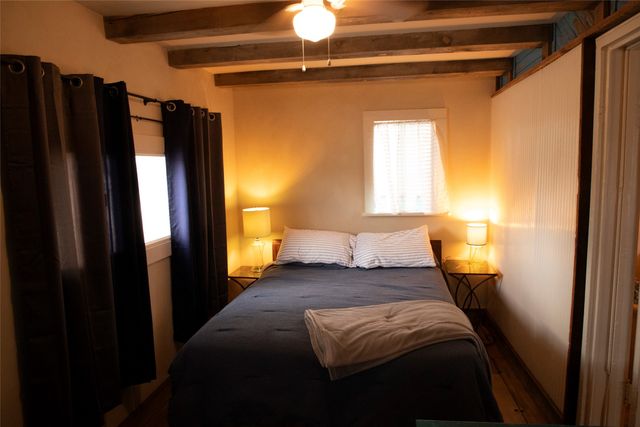 10 Rail Road, Cerrillos, NM 87010