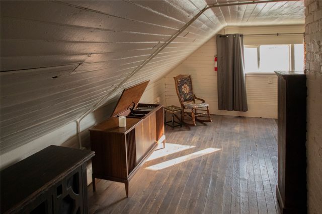 10 Rail Road, Cerrillos, NM 87010