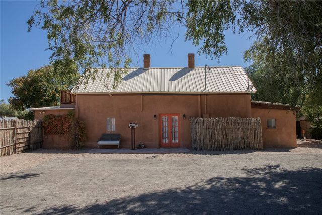 10 Rail Road, Cerrillos, NM 87010