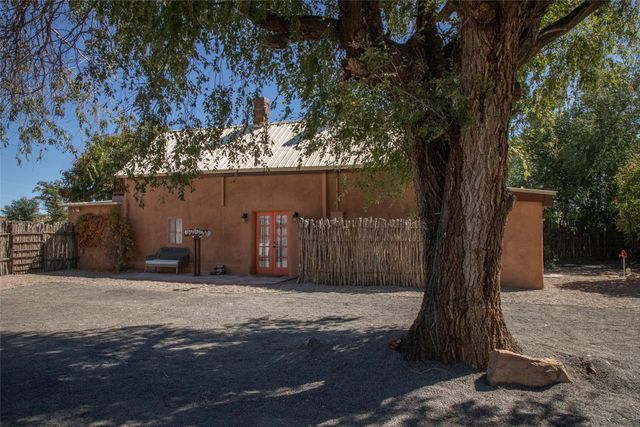 10 Rail Road, Cerrillos, NM 87010