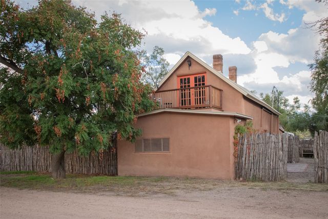 10 Rail Road, Cerrillos, NM 87010