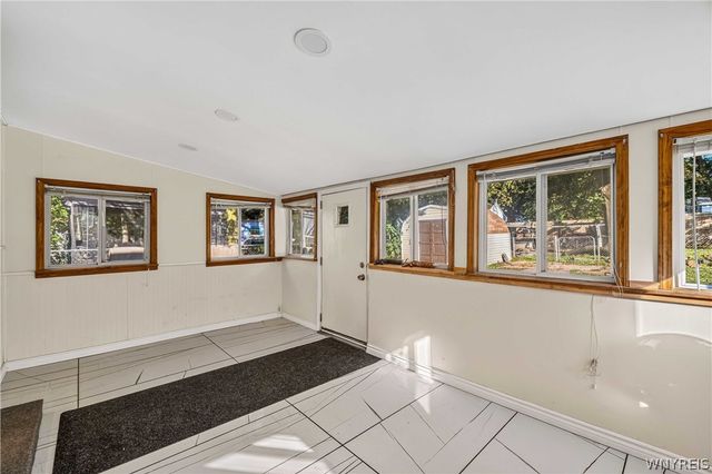 6505 Hamilton Drive, Evans, NY 14047