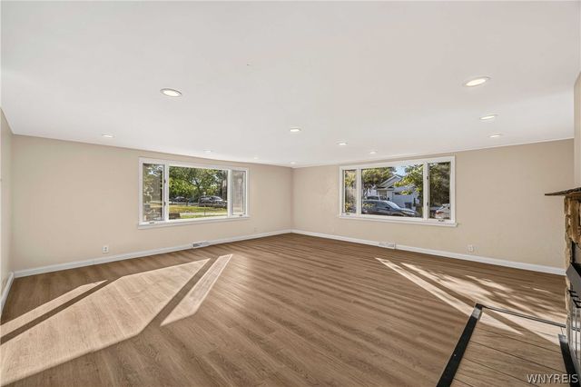 6505 Hamilton Drive, Evans, NY 14047