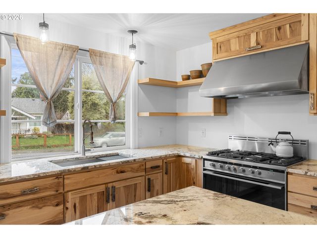 4126 Ne 105TH Ave, Portland, OR 97220