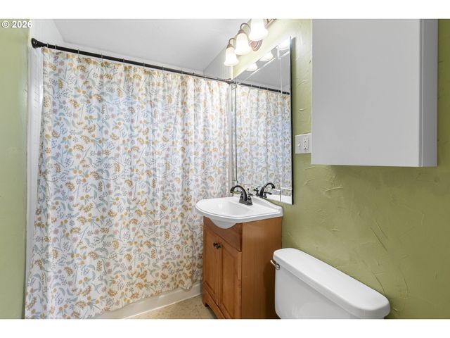 4126 Ne 105TH Ave, Portland, OR 97220