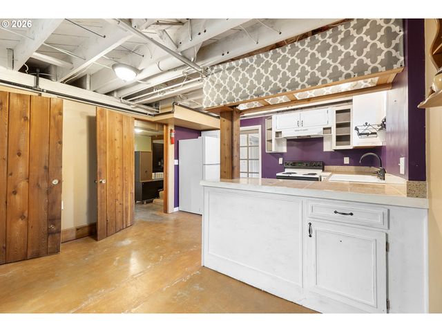 4126 Ne 105TH Ave, Portland, OR 97220