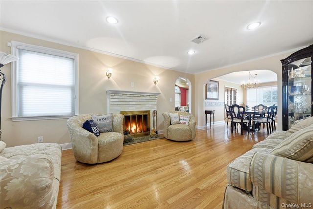 2785 Harvey Avenue, Oceanside, NY 11572