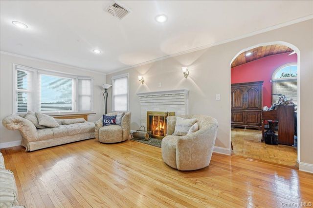2785 Harvey Avenue, Oceanside, NY 11572